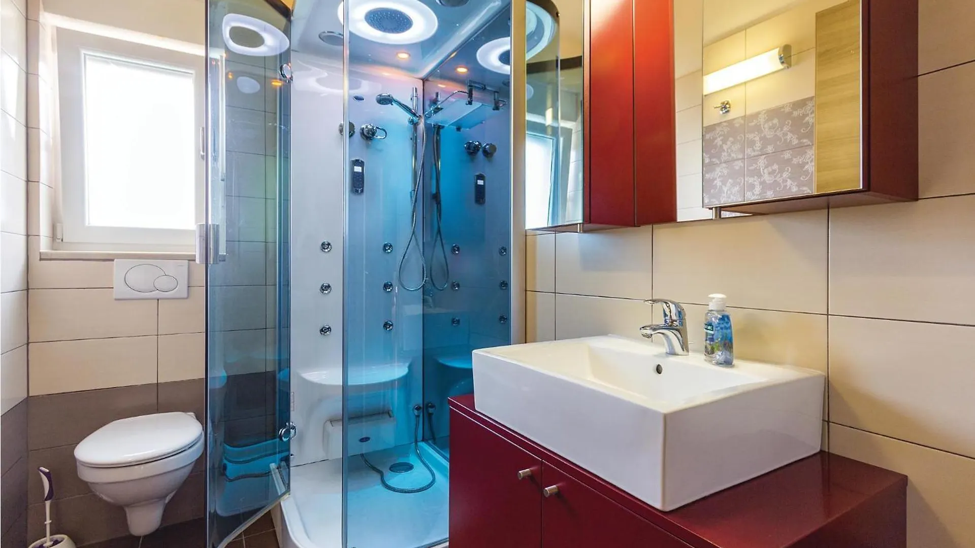 Cozy Home In Medulin With Kitchen Holiday home